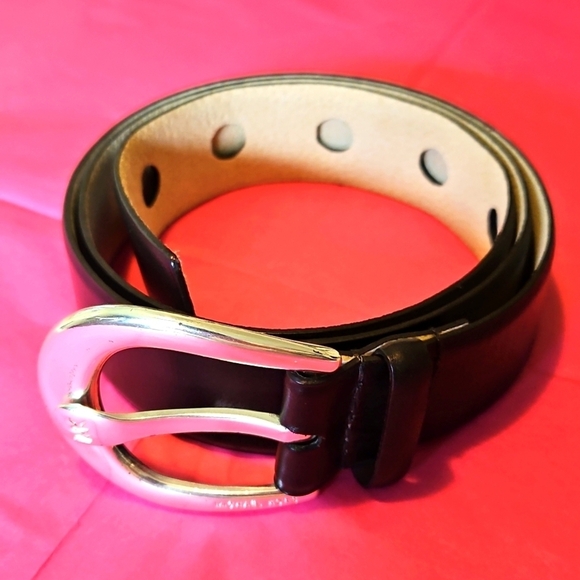 Michael Kors Women's black Leather Belt w/silver buckle 49 in EUC - Picture 1 of 5